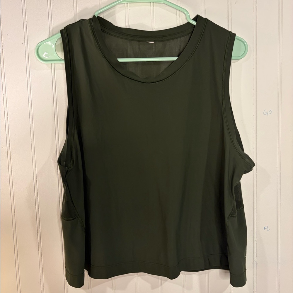 Athleta Ultimate Workout Tank - Picture 2 of 5